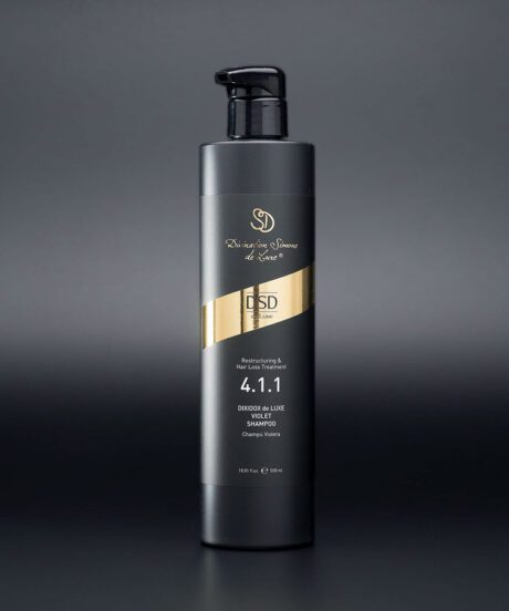 DSD-CLASSICLINE-4.1.1-DIXIDOX-DE-LUXE-VIOLET-SHAMPOO-500-ML-View2-SkinFormula.jpg
